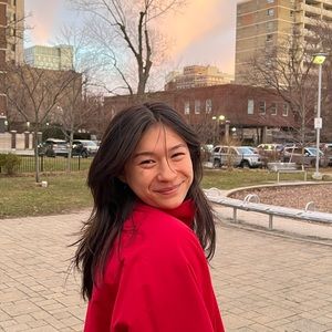 Meet your Posher, Nicole